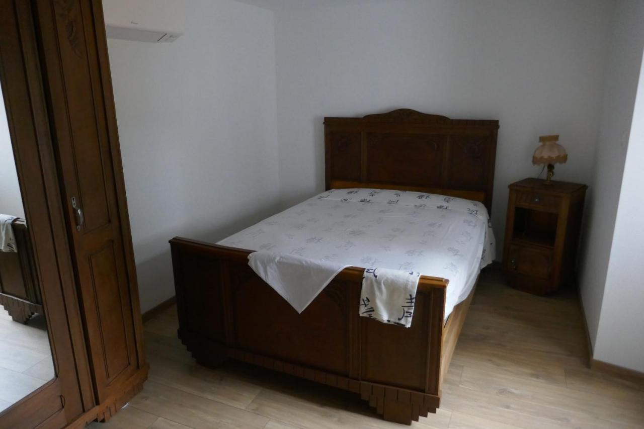 La Bergerie Des Moureres Villa Trezioux Kültér fotó