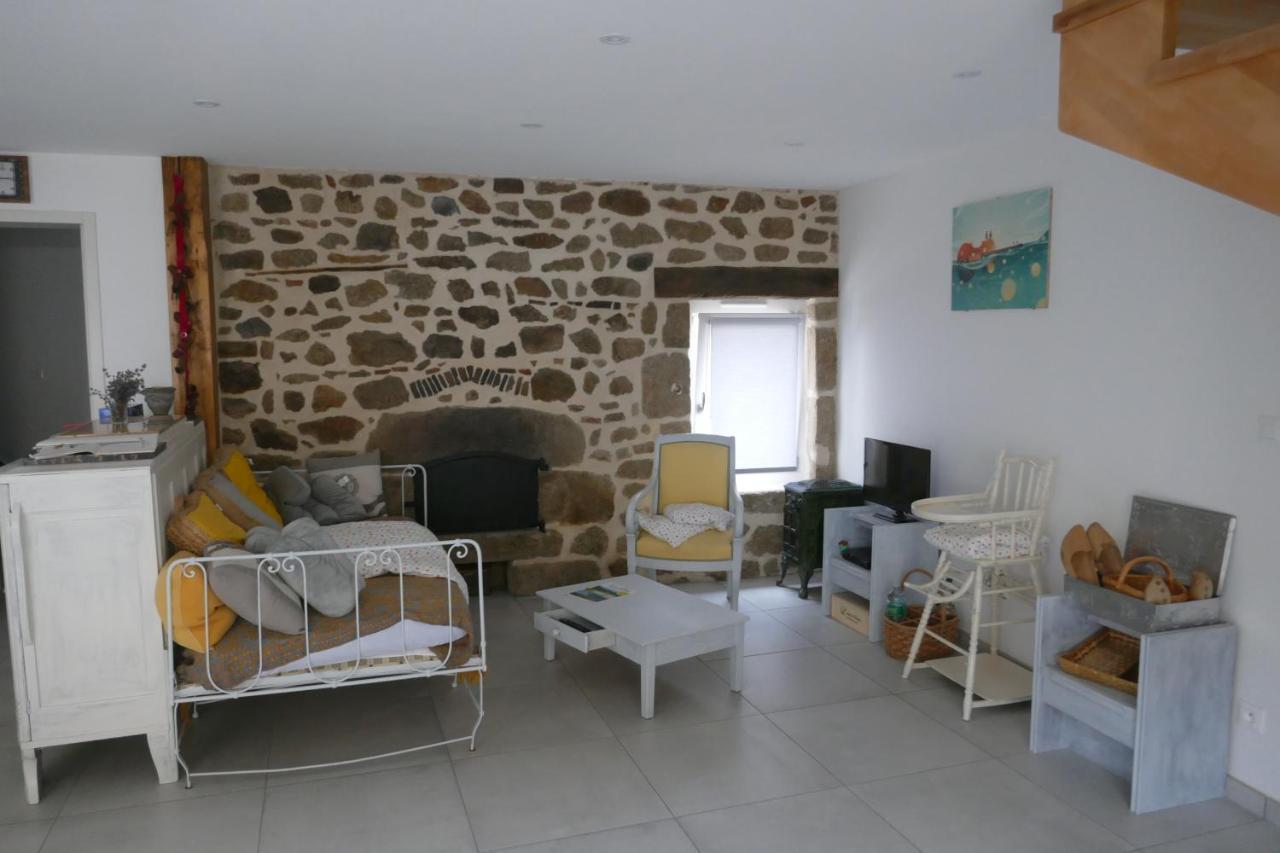 La Bergerie Des Moureres Villa Trezioux Kültér fotó